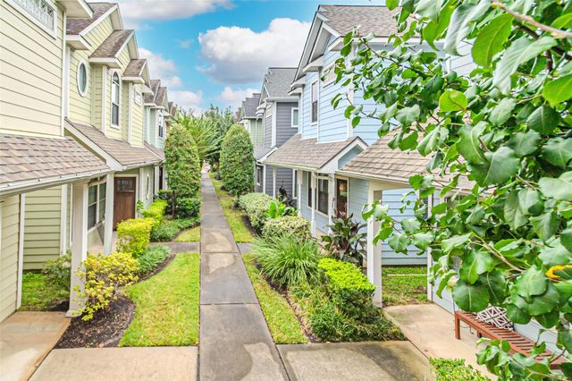 1828 Woodbend Village Court, Houston, TX 77055