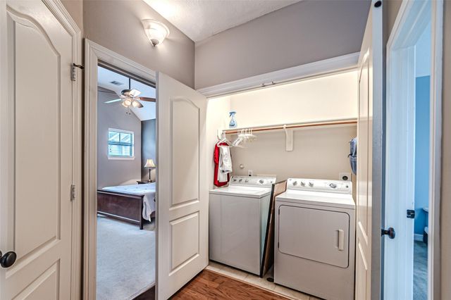 1828 Woodbend Village Court, Houston, TX 77055