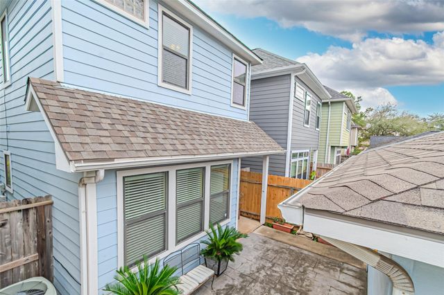 1828 Woodbend Village Court, Houston, TX 77055