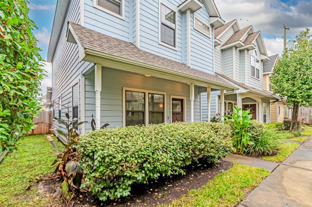 1828 Woodbend Village Court, Houston, TX 77055