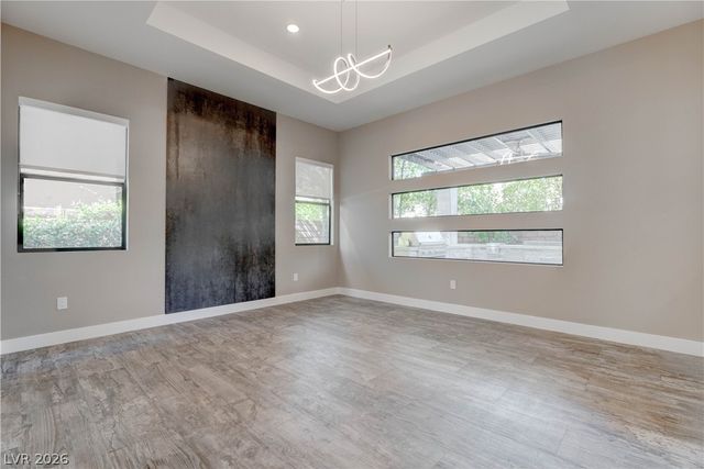86 Pristine Glen Street, Las Vegas, NV 89135