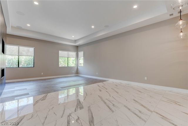 86 Pristine Glen Street, Las Vegas, NV 89135