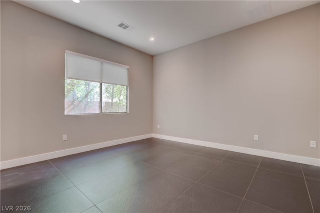 86 Pristine Glen Street, Las Vegas, NV 89135