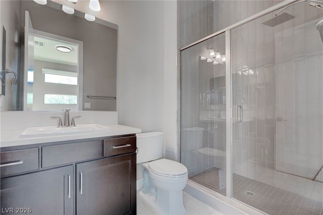 86 Pristine Glen Street, Las Vegas, NV 89135