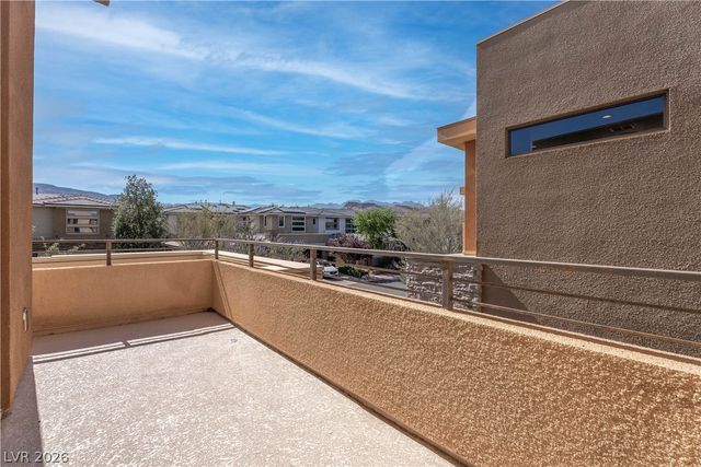 86 Pristine Glen Street, Las Vegas, NV 89135
