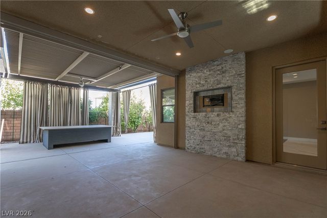 86 Pristine Glen Street, Las Vegas, NV 89135