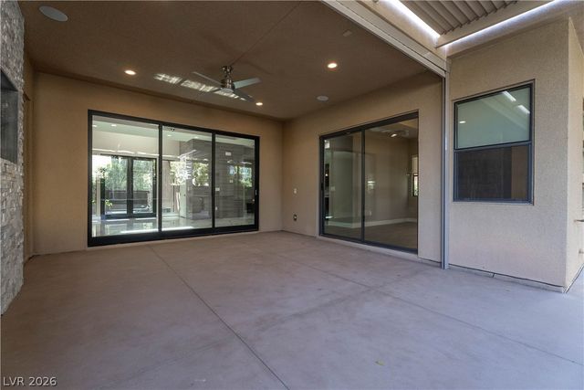 86 Pristine Glen Street, Las Vegas, NV 89135