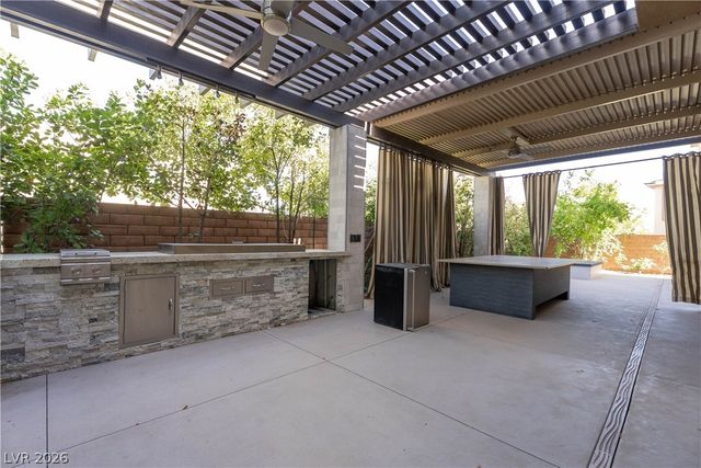 86 Pristine Glen Street, Las Vegas, NV 89135