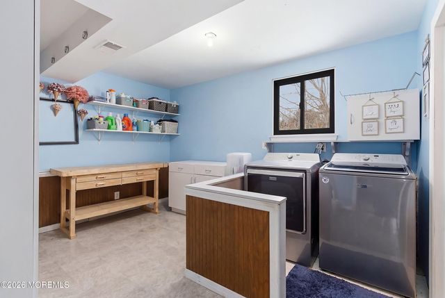 17 Windward Drive, Barnegat, NJ 08005