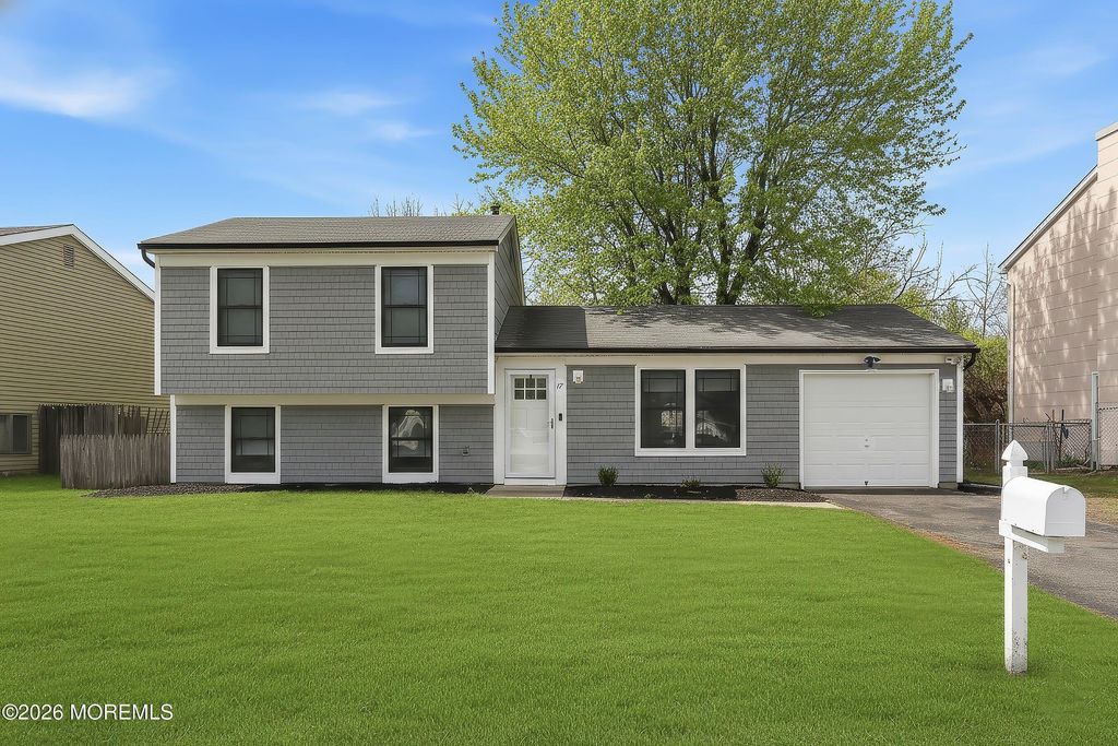 17 Windward Drive, Barnegat, NJ 08005