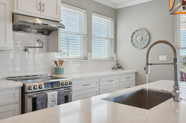 25114 Sausalito Drive, Galveston, TX 77554