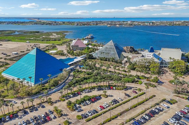 25114 Sausalito Drive, Galveston, TX 77554