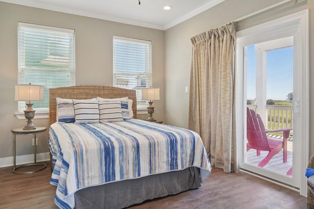 25114 Sausalito Drive, Galveston, TX 77554