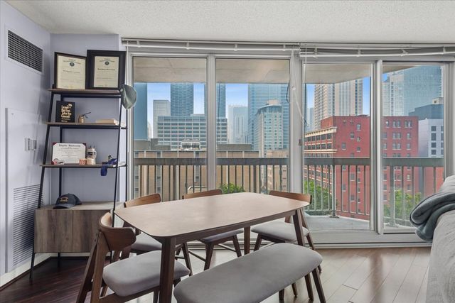 545 N DEARBORN Street 1210, Chicago, IL 60610