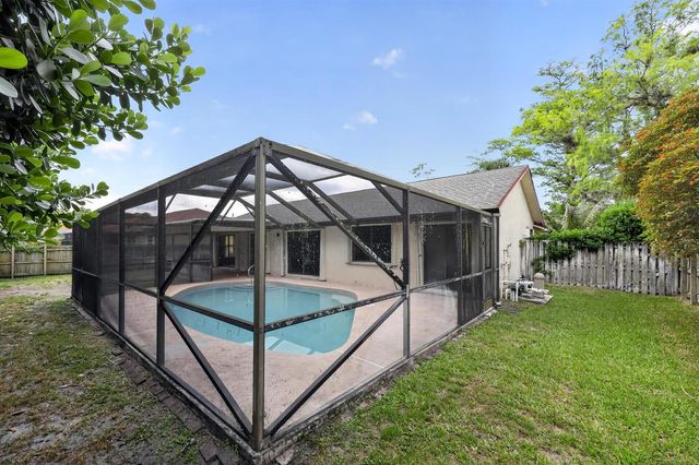 14798 Paddock Drive, Wellington, FL 33414