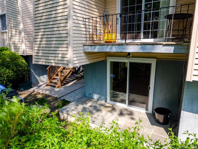 603 Fox Run Lane, Carmel, NY 10512