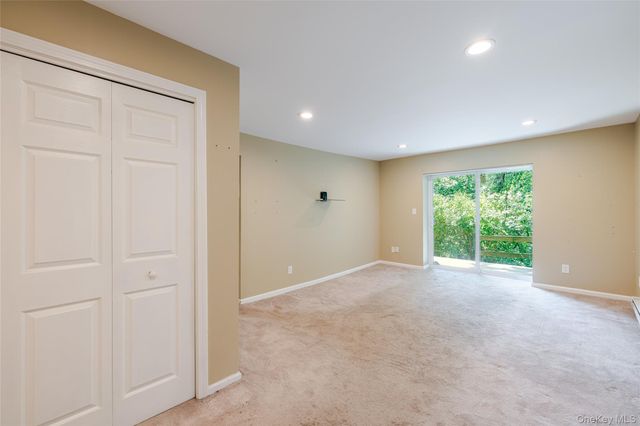 603 Fox Run Lane, Carmel, NY 10512