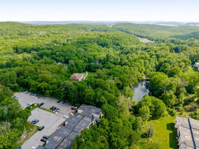 603 Fox Run Lane, Carmel, NY 10512