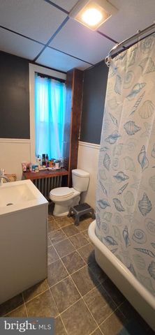 1749 PERKIOMEN AVE, Reading, PA 19602