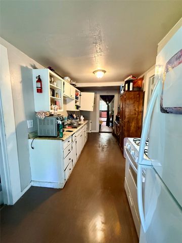 1902 Looney Street, Shreveport, LA 71103