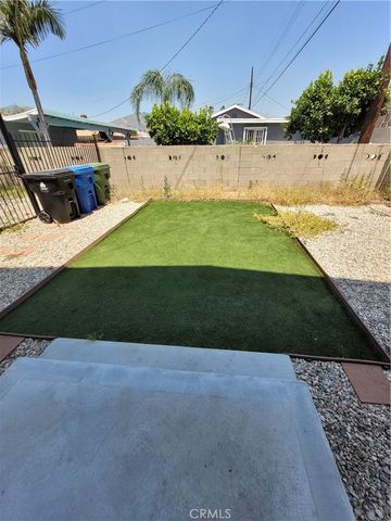 11864 Borden Avenue, San Fernando, CA 91340