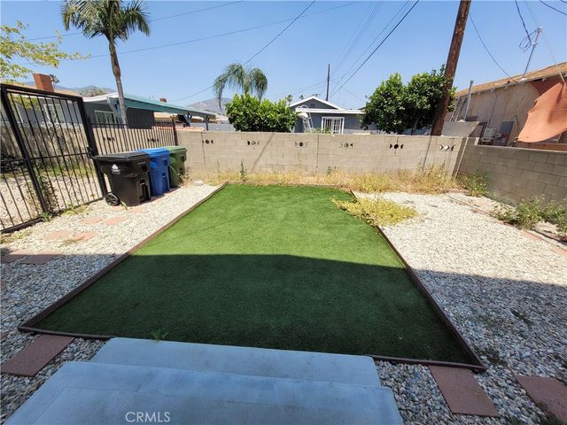 11864 Borden Avenue, San Fernando, CA 91340
