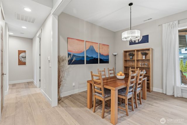 1707 NW 114th Circle, Vancouver, WA 98685