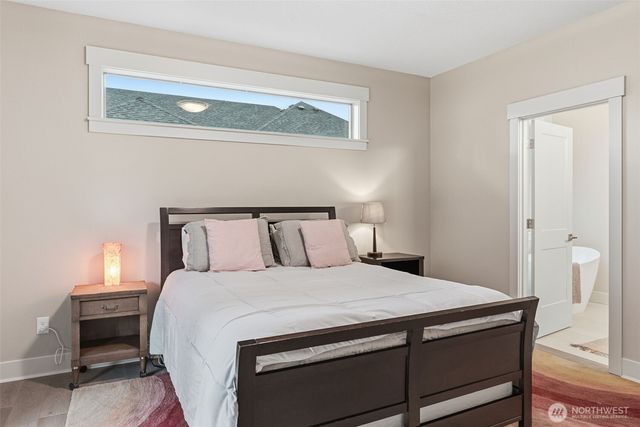 1707 NW 114th Circle, Vancouver, WA 98685