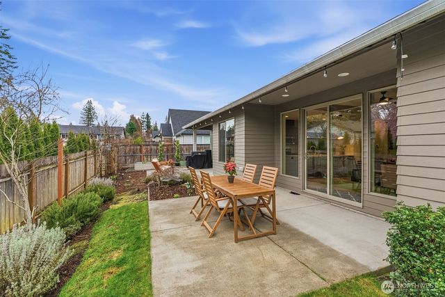 1707 NW 114th Circle, Vancouver, WA 98685