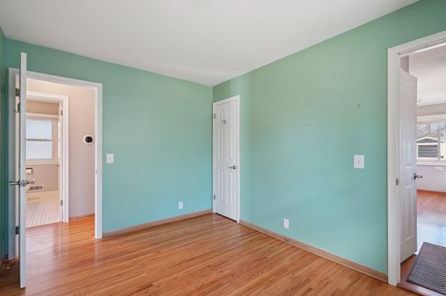 6731 Plymouth Avenue N, Golden Valley, MN 55427