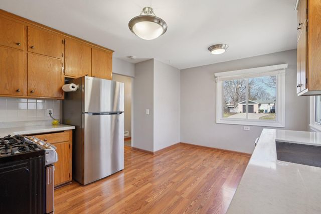 6731 Plymouth Avenue N, Golden Valley, MN 55427