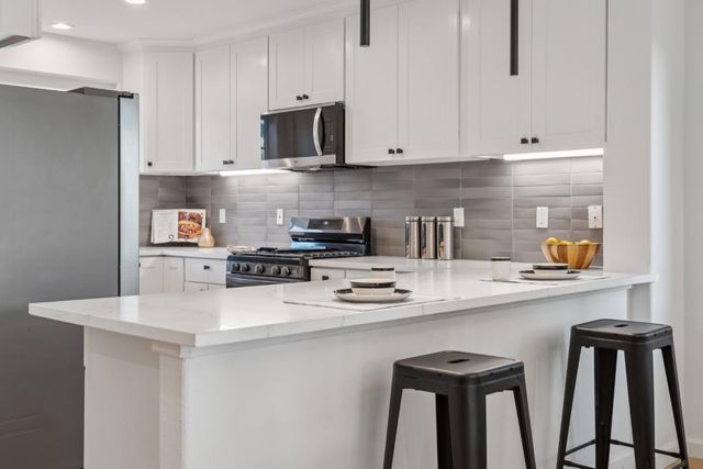 15675 Liberty Street, San Leandro, CA 94578