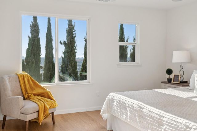 15675 Liberty Street, San Leandro, CA 94578