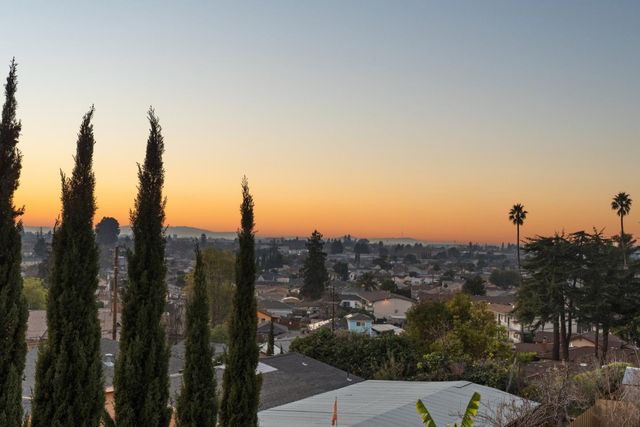 15675 Liberty Street, San Leandro, CA 94578