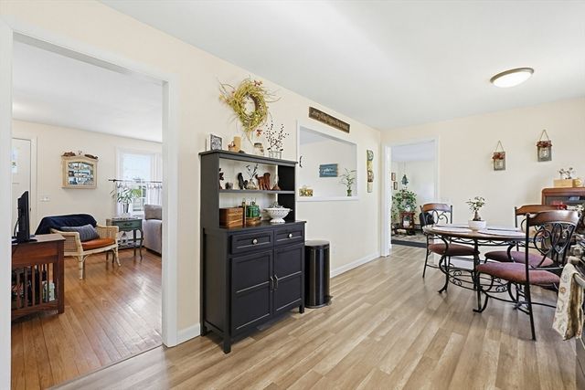 9 Forestdale Rd, Paxton, MA 01612