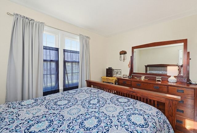 9 Forestdale Rd, Paxton, MA 01612