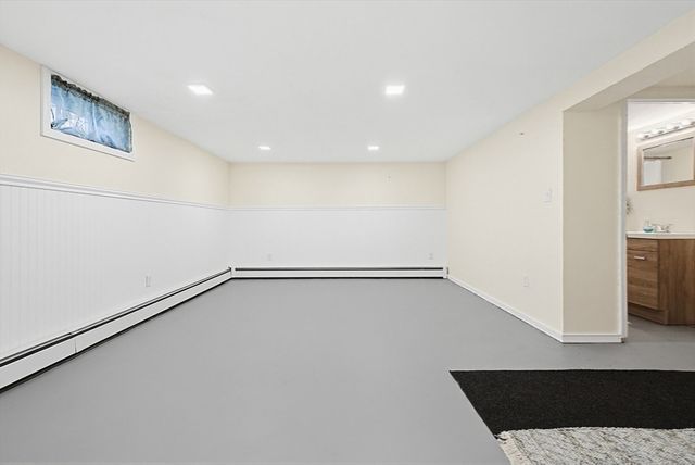 9 Forestdale Rd, Paxton, MA 01612