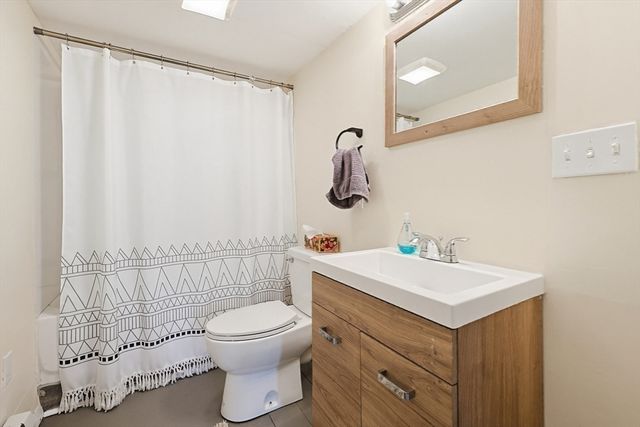 9 Forestdale Rd, Paxton, MA 01612