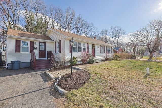 9 Forestdale Rd, Paxton, MA 01612