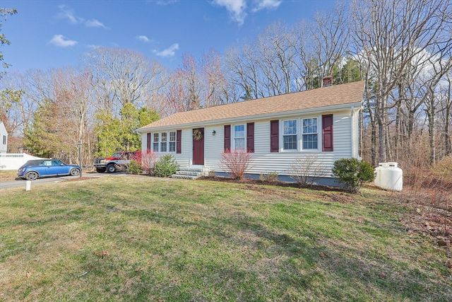 9 Forestdale Rd, Paxton, MA 01612