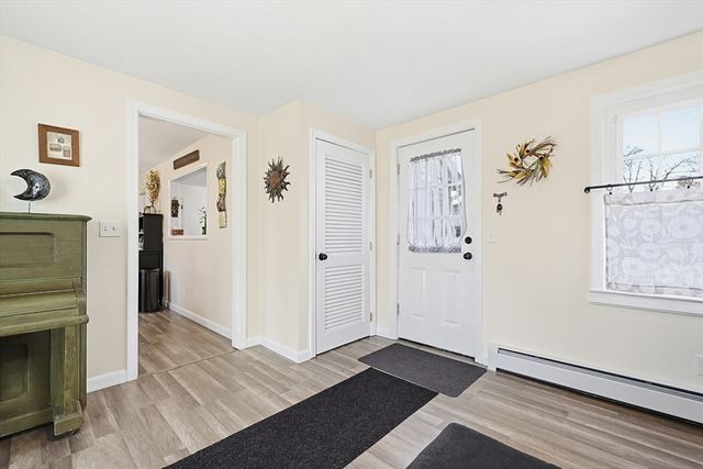 9 Forestdale Rd, Paxton, MA 01612