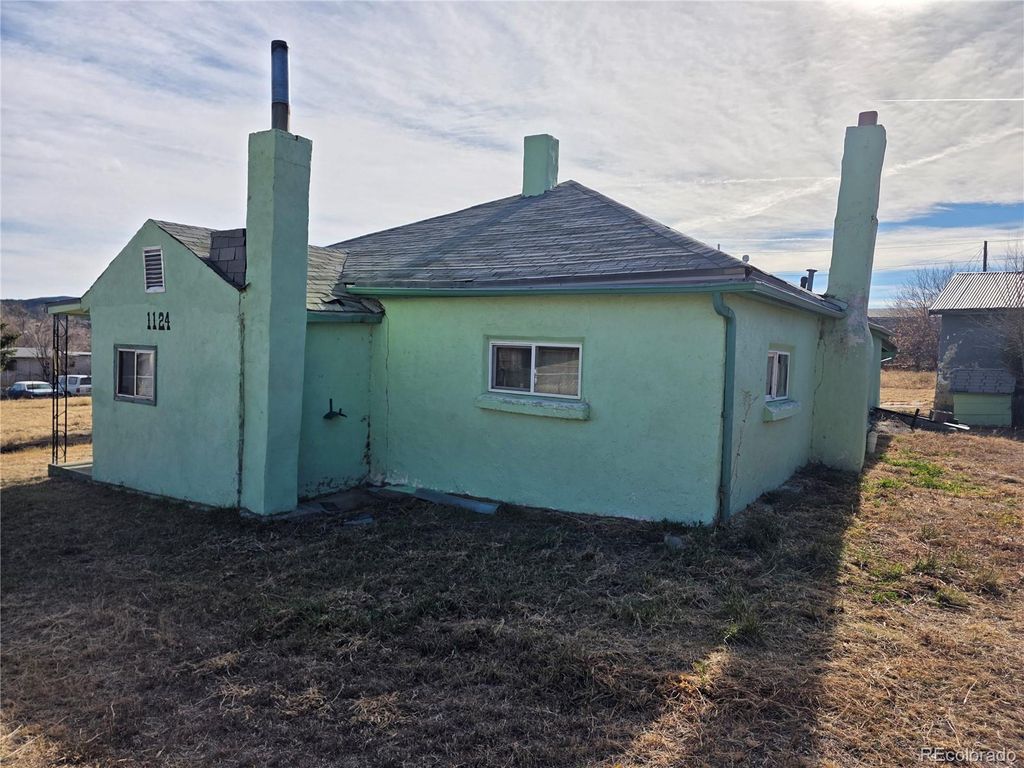 1124 Smith Avenue, Trinidad, CO 81082