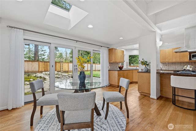 2507 Medina Circle, Medina, WA 98039
