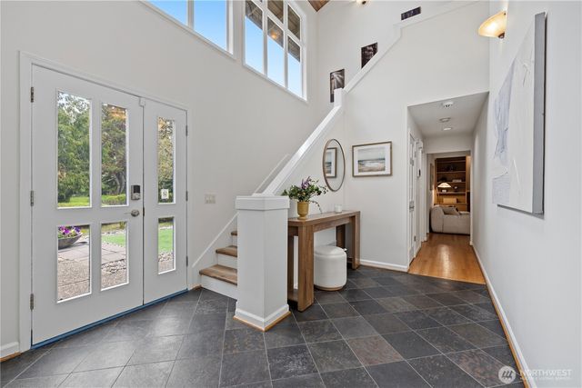 2507 Medina Circle, Medina, WA 98039
