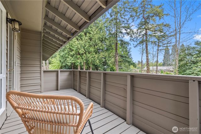 2507 Medina Circle, Medina, WA 98039