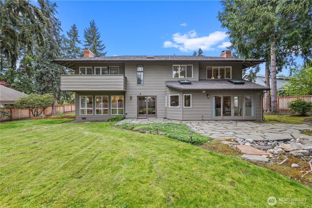 2507 Medina Circle, Medina, WA 98039