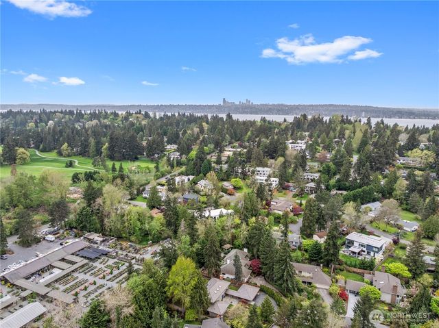 2507 Medina Circle, Medina, WA 98039