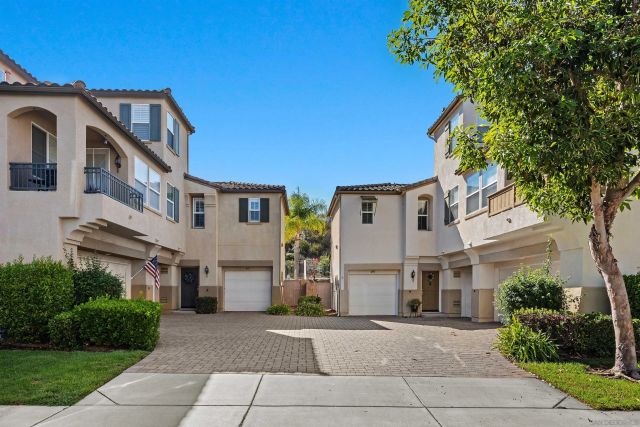 893 Custer Ave., San Marcos, CA 92078