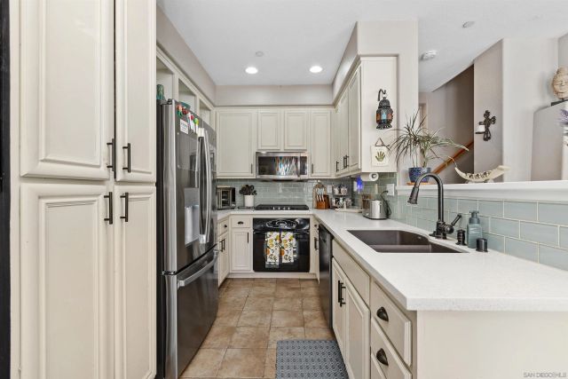 893 Custer Ave., San Marcos, CA 92078