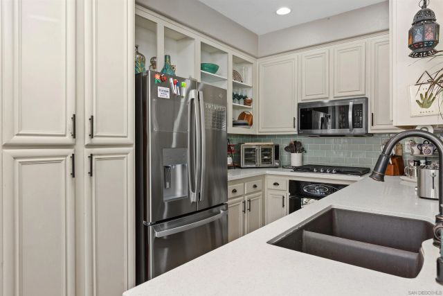 893 Custer Ave., San Marcos, CA 92078